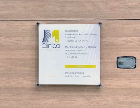 señalética exterior en Valencia